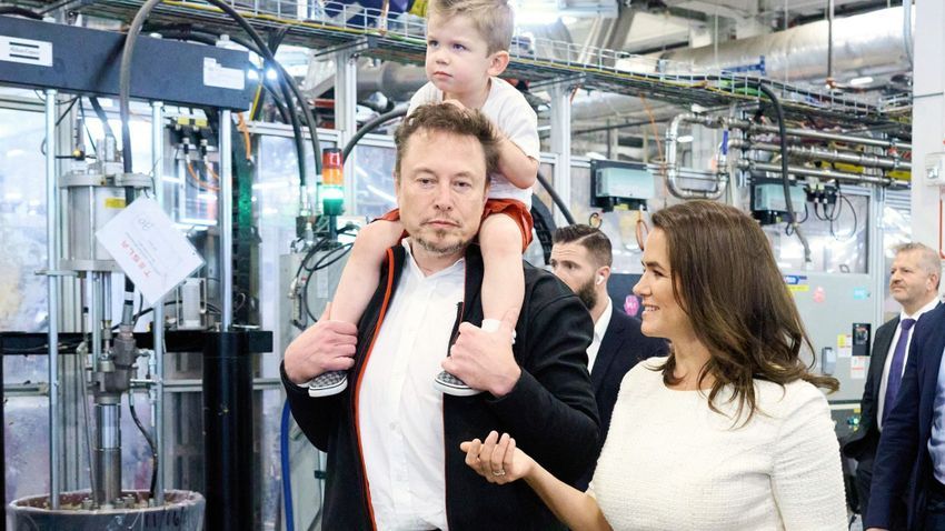 Novák Katalinnal találkozott Elon Musk Amerikában