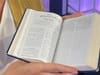 Irán: az életükbe kerülhet, mégis vállalják a kockázatot a bibliafordítók