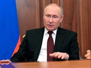 Putyin utasítására a legnagyobb készültségben vannak az atomrakéták