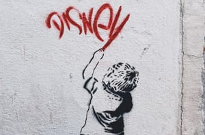 Disney alkalmazottak buktak le egy pedofil és embercsempész vadász akció során