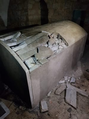 VIDEÓ: Arabok törték össze és gyújtották fel József sírját