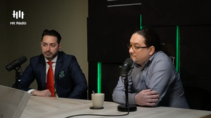 Szinte minden műfajt játszunk - beszélgetés Nyári Gyula és Lakatos László bárzongoristákkal