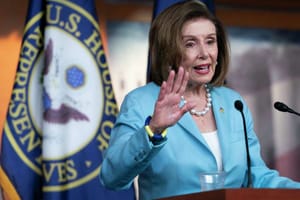 Kizárták az áldozásból a demokrata házelnököt az abortusz évtizedes támogatása miatt