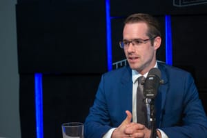 A Nyugat démonizálja Kínát - Horváth Levente