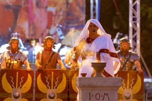 Pogány áldozatot mutatott be Szombathely polgármestere