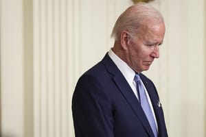 Nyíltan lázad Florida Bidenék genderőrült iskolai irányelvei ellen
