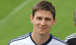 Gera Zoltán a "legendák csapatában" lép pályára egy angliai gálamérkőzésen