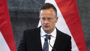 Szijjártó: Orvosi eszközökkel segítjük a jordániai keresztény közösségeket