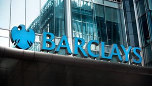A bíróságon kell védekeznie a keresztény misszió számláját megszüntető banknak