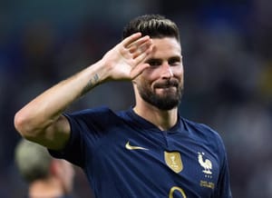 "Istennek terve van" - bátran vállalja hitét Giroud