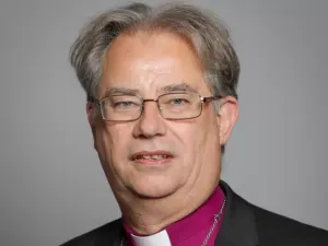 Oxford püspöke elmondta, hogy szerinte miért kell a keresztényeknek elfogadni a melegházasságot