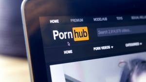 KÖZÖS HARC: Milliárdos és egy hívő aktivista küzd az egyik legnagyobb pornóoldal betiltásáért