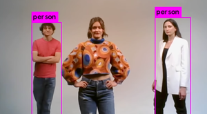 Arcfelismerő algoritmusokat megtévesztő pulcsikat dobott piacra egy startup