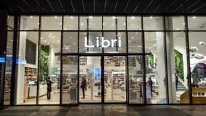 Gyermekvédelmi törvény: lefóliázta a Libri az érintett könyveket