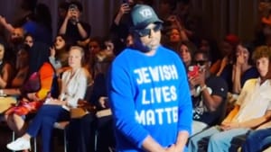 Kanye West imitátora a New York-i divathéten: "Jewish Lives Matter"