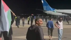 Antiszemita tüntetők törtek be a dagesztáni repülőtérre