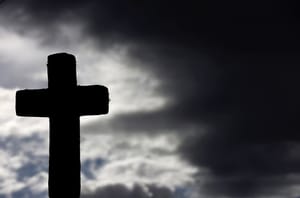 Friss jelentés: 44 százalékkal nőtt a keresztényekkel szembeni gyűlölet Európában