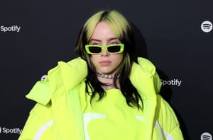 Rajongók tömegeit veszítette el Billie Eilish, miután közölte, hogy biszexuális