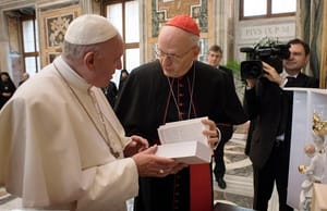 A magyar püspökök szerint kerülni kell a meleg párok megáldását