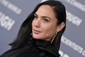 Gal Gadot: a világ cserbenhagyta az október hetedikén elrabolt nőket
