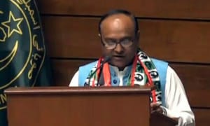 Pakisztán: történelmet ír a szindhi közgyűlés keresztény alelnöke