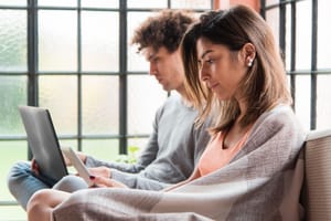 Kutatás: egyre több egyetemista fordul a ChatGPT-hez, aggódnak az oktatók