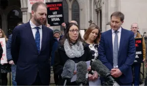 Győzelem: jogellenesnek ítélték a keresztény tanácsadó elbocsátását Angliában