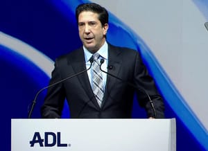 "Bárcsak megszólalnátok" - hollywoodi hírességeknek üzent a Jóbarátok sztárja